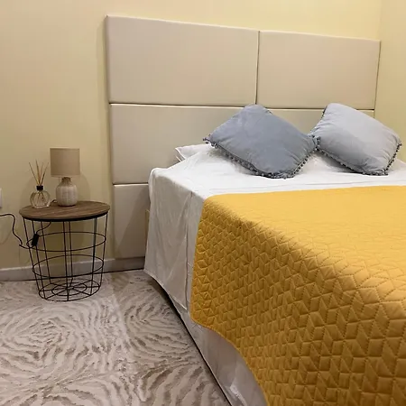 Ady House * Setúbal