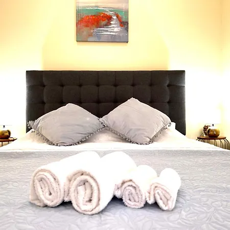 Ady House * Setúbal